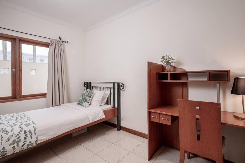 Pasteur Beautiful Luxury Home Бандунг Экстерьер фото
